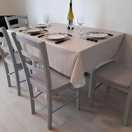 Appartement Renove 2 Pieces Avec Loggia Vue Mer Et Parking A Villers-Sur-Mer - Fr-1-712-7 Апартаменты